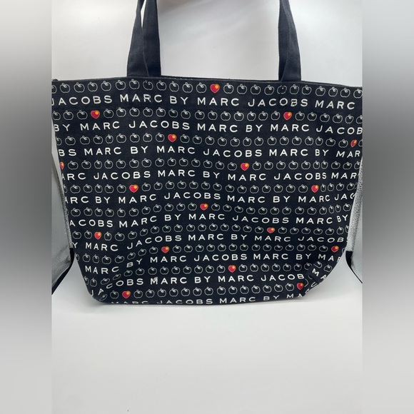 Marc Jacobs Novelty Tote Bag - Picture 1 of 8